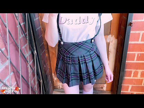 ❤️ Ang mag-aaral na babae ay sumipsip ng kanyang titi nang malalim at nag-fucks sa halip na mga klase. ❌ Fuck video sa amin tl.hentaidude.ru ️❤