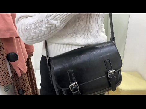 ❤️ Pampublikong masturbesyon ng batang asong si FeralBerry na may dildo sa fitting room ❌ Fuck video sa amin tl.hentaidude.ru ️❤